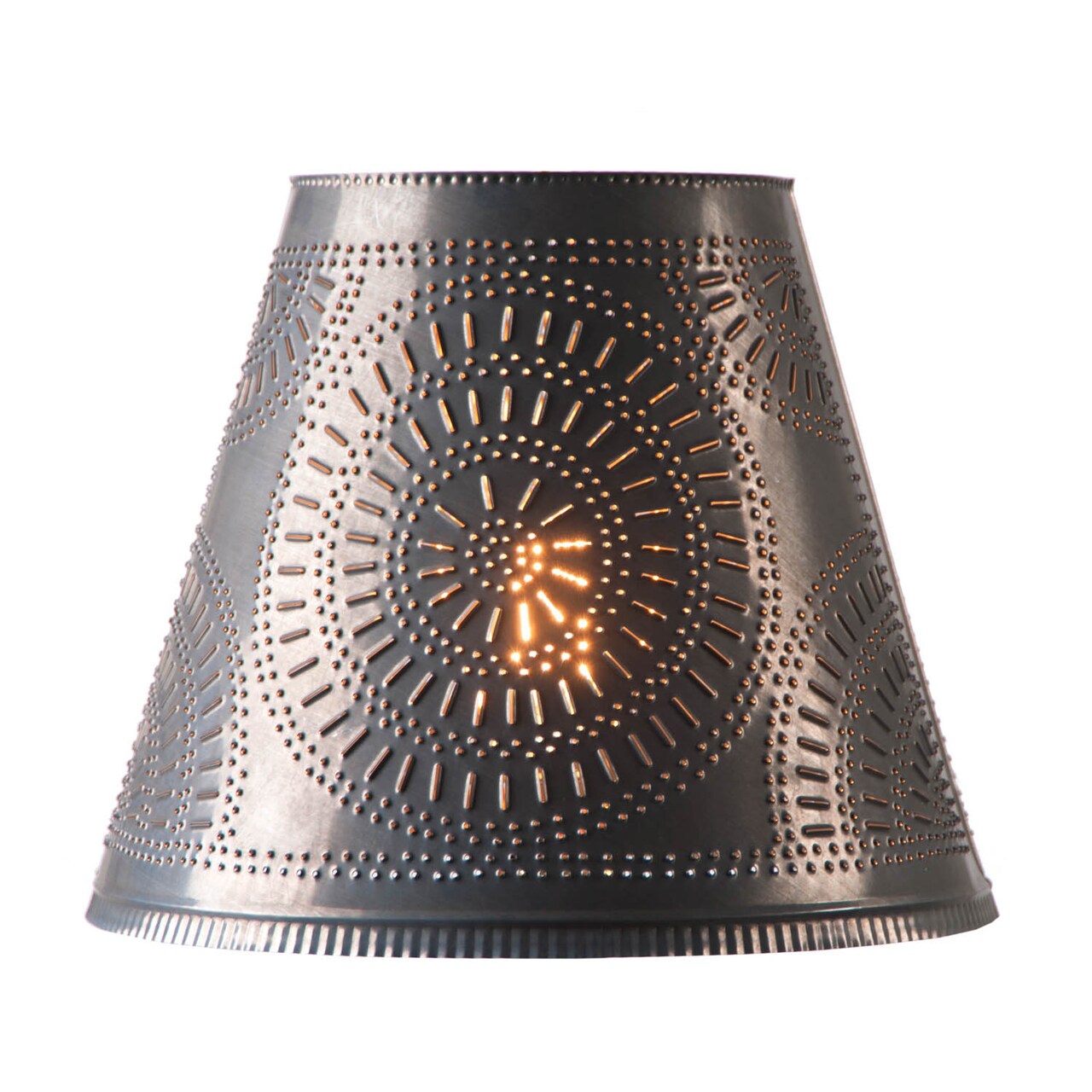 Irvins Country Tinware 14-Inch Fireside Shade with Chisel in Kettle Black